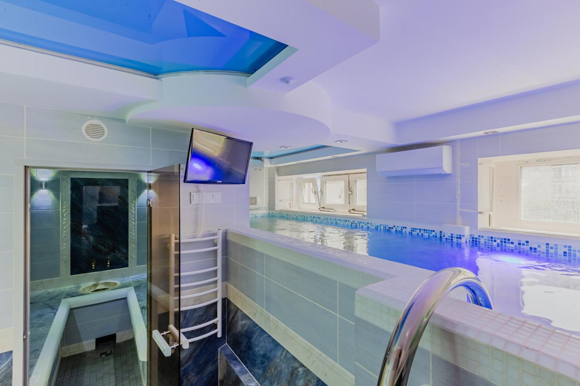 Luxury Apartment With Pool And Hammam Kiev Bagian luar foto